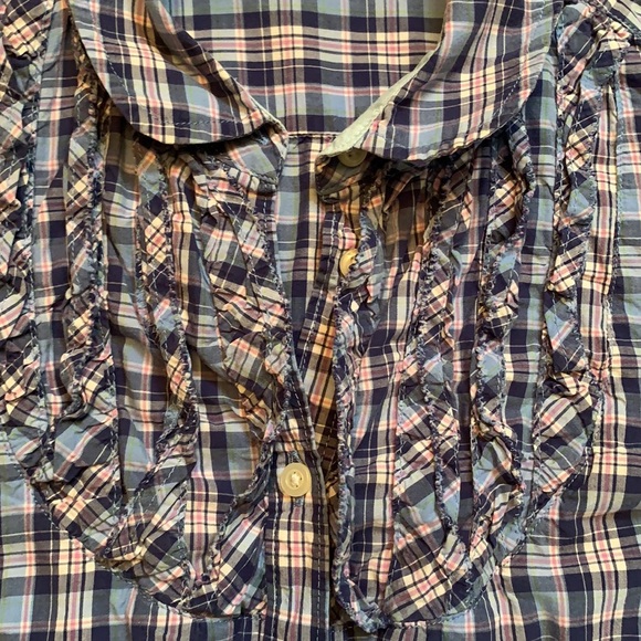 GAP Plaid Button Down Blouse - Picture 10 of 11